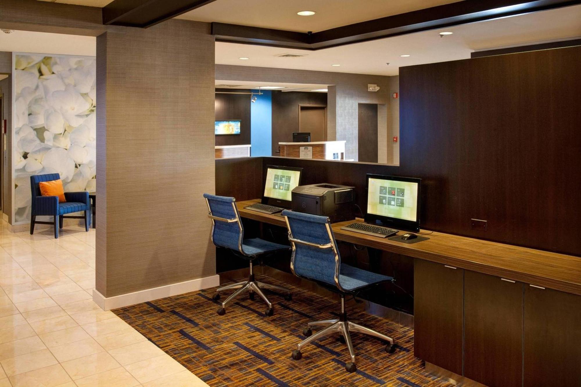 Courtyard By Marriott Kokomo Ngoại thất bức ảnh