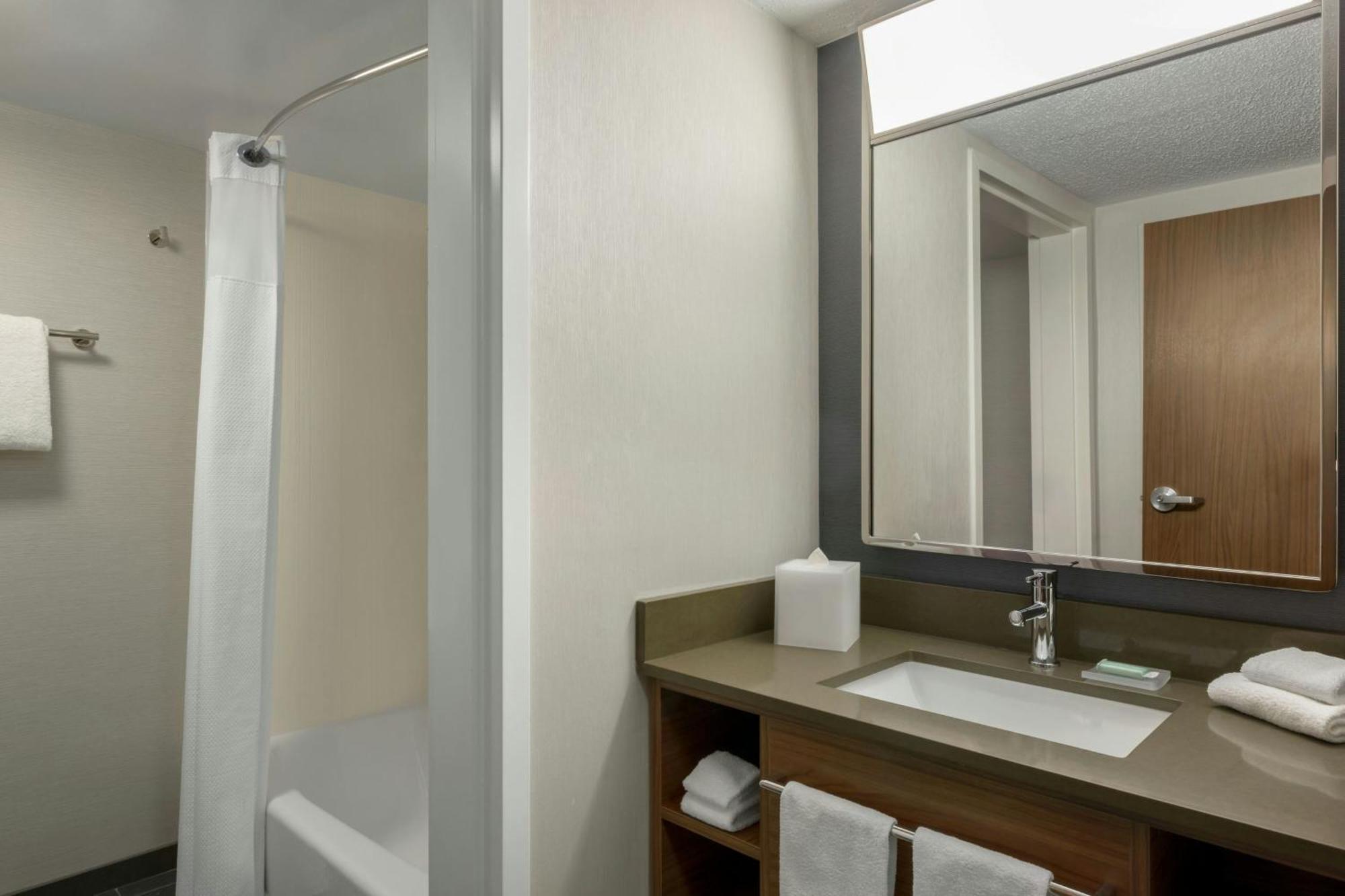 Courtyard By Marriott Kokomo Ngoại thất bức ảnh